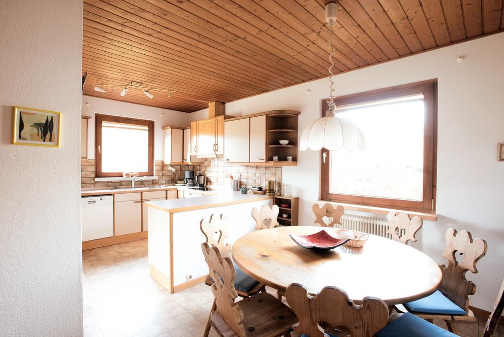 Apartamento Haus Fink Innsbruck Exterior foto