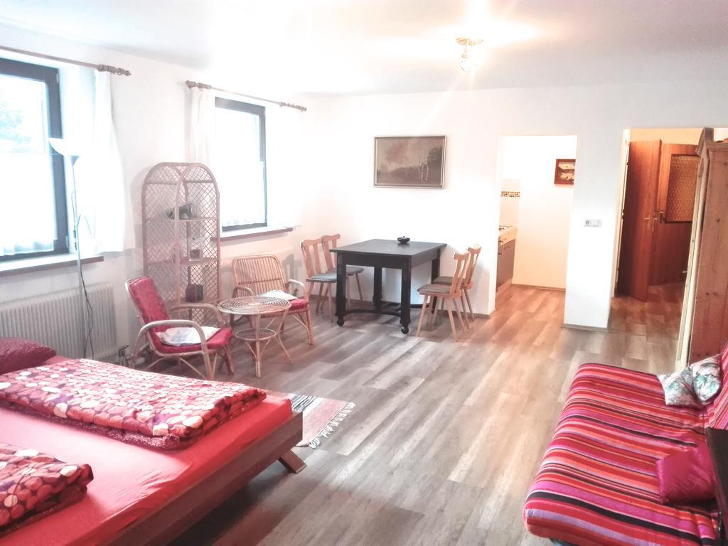Apartamento Haus Fink Innsbruck Exterior foto