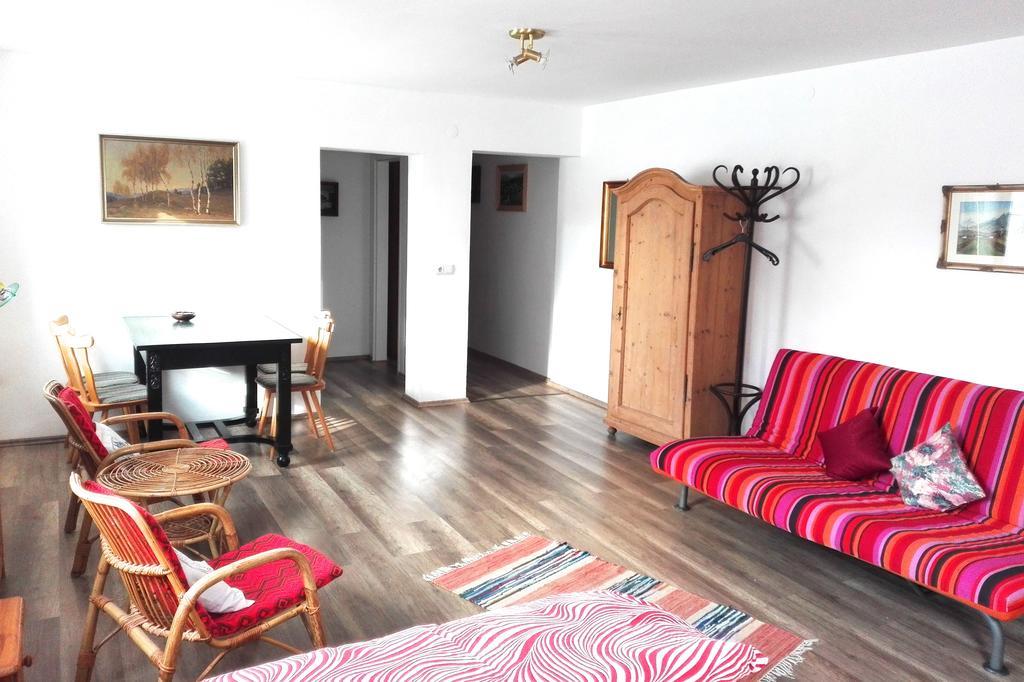 Apartamento Haus Fink Innsbruck Exterior foto